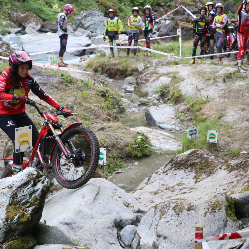 CAMPIONATO ITALIANO TRIAL 2025: LANZADA SI TINGE DI ROSSO GASGAS