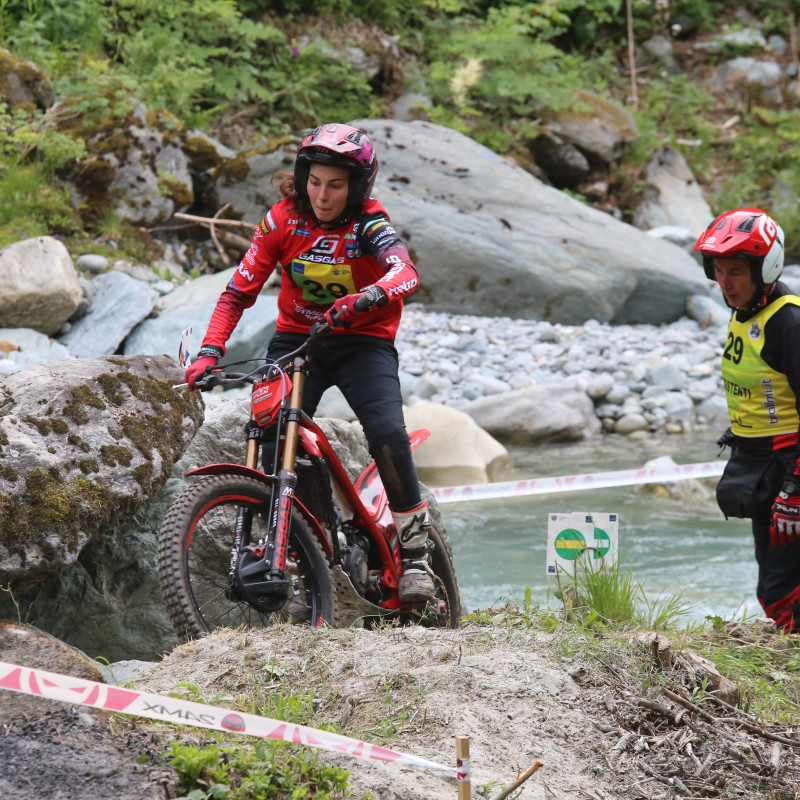 CAMPIONATO ITALIANO TRIAL 2025: LANZADA SI TINGE DI ROSSO GASGAS