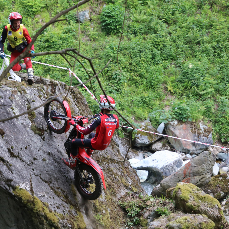 CAMPIONATO ITALIANO TRIAL 2025: LANZADA SI TINGE DI ROSSO GASGAS